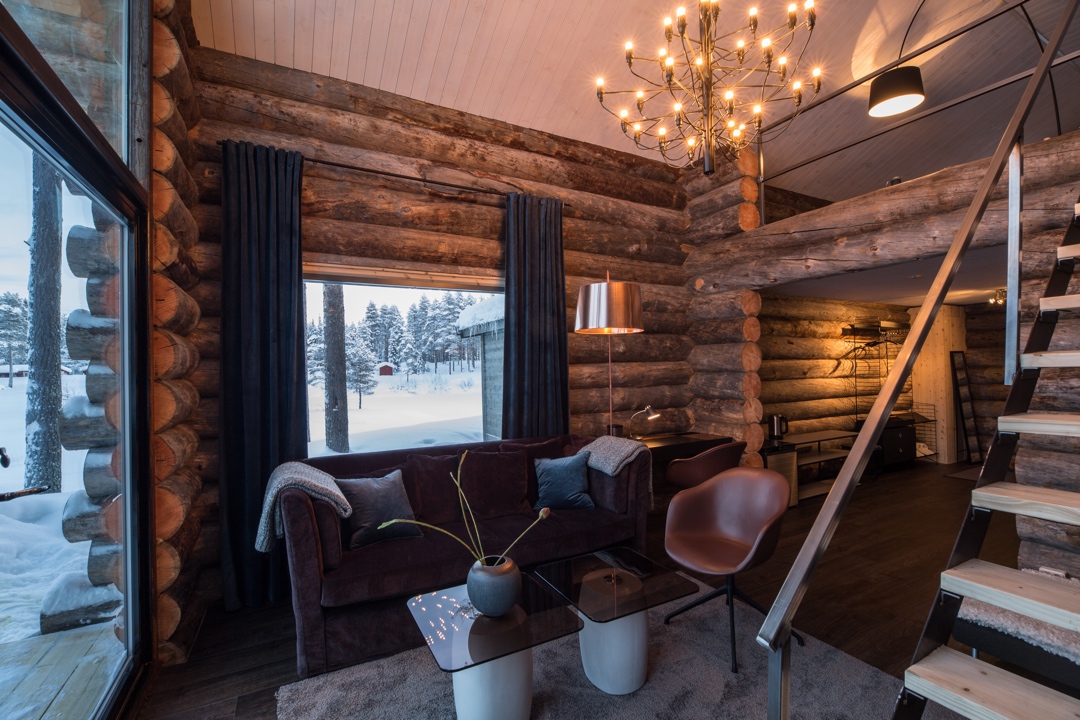 Log cabin lounge